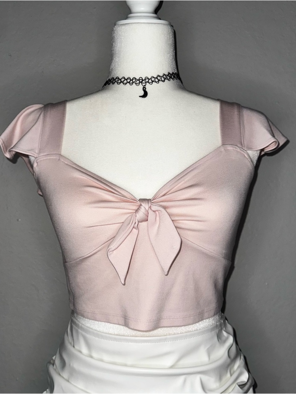 Forever 21 Pale Pink Tie-Front Crop Top Flutter Sleeve Size L
